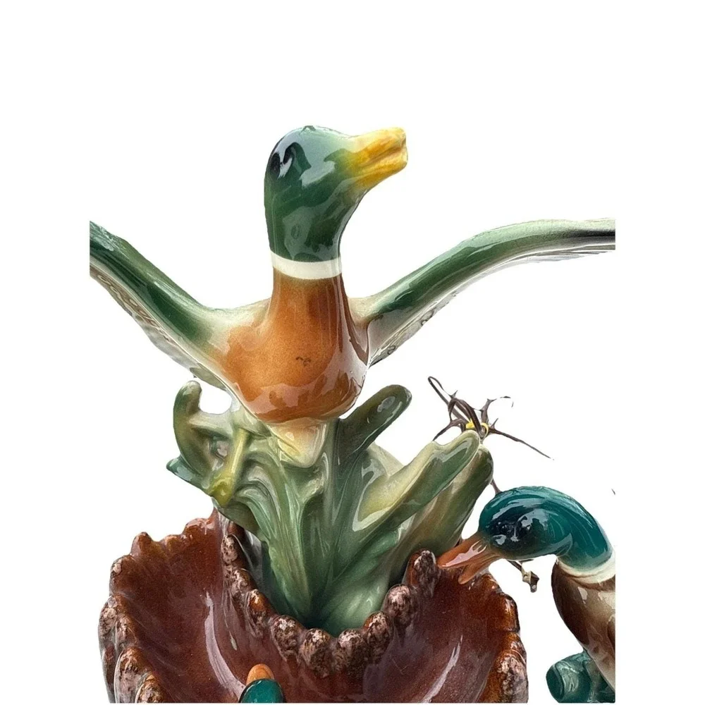 Vintage MCM Ceramic Mallard Duck In Takeoff Lamp W/ Ducklings RARE Works
